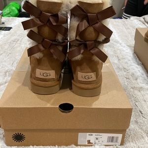 UGG Bailey Bow II
